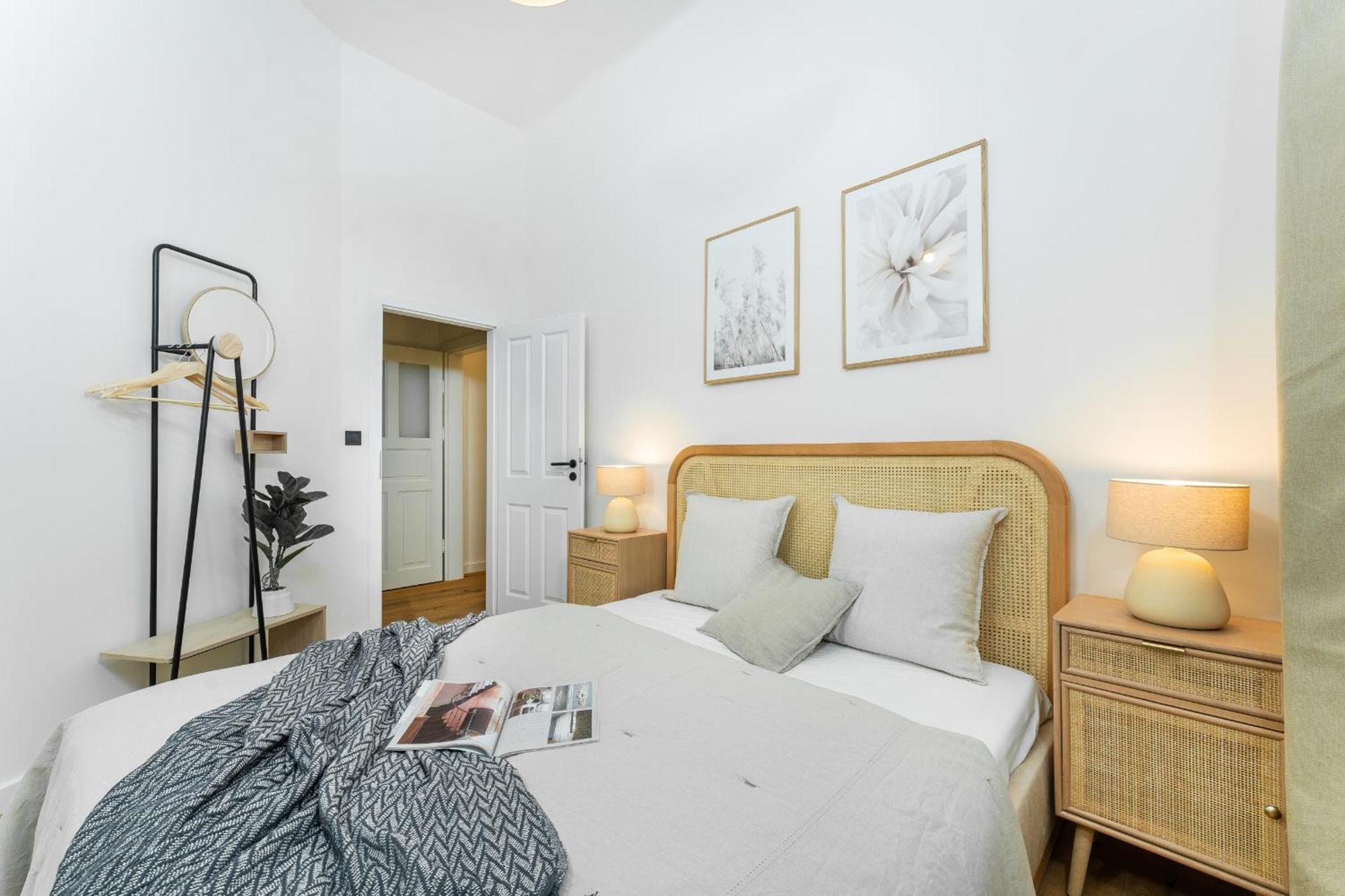 Cozy Wenceslas Square 700m Apartment, Apartament *
